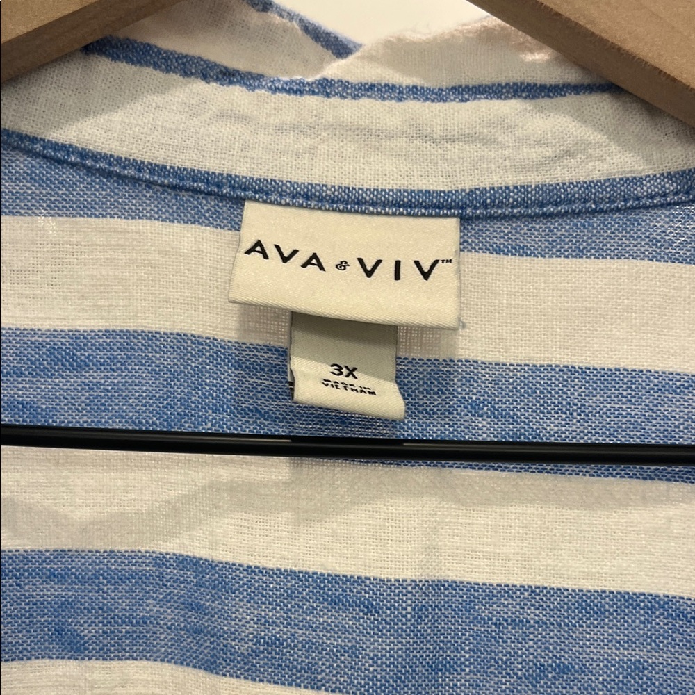 Ava & Viv Blue and White Striped Top - Picture 2 of 4